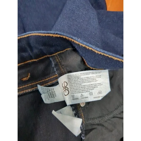 Gloria Vanderbilt Amanda Straight Leg Women's size 20W  Dark Wash Blue Denim - Picture 8 of 9